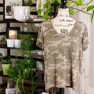 *Bundle & Save* Universal Thread V-Neck Tee